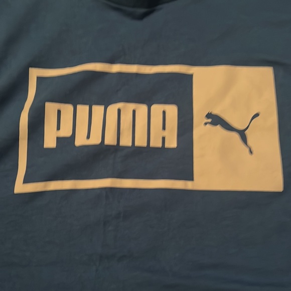 Boys set of 2 tshirts, 1 is sleeveless. Boys Sz L Puma - Picture 2 of 5